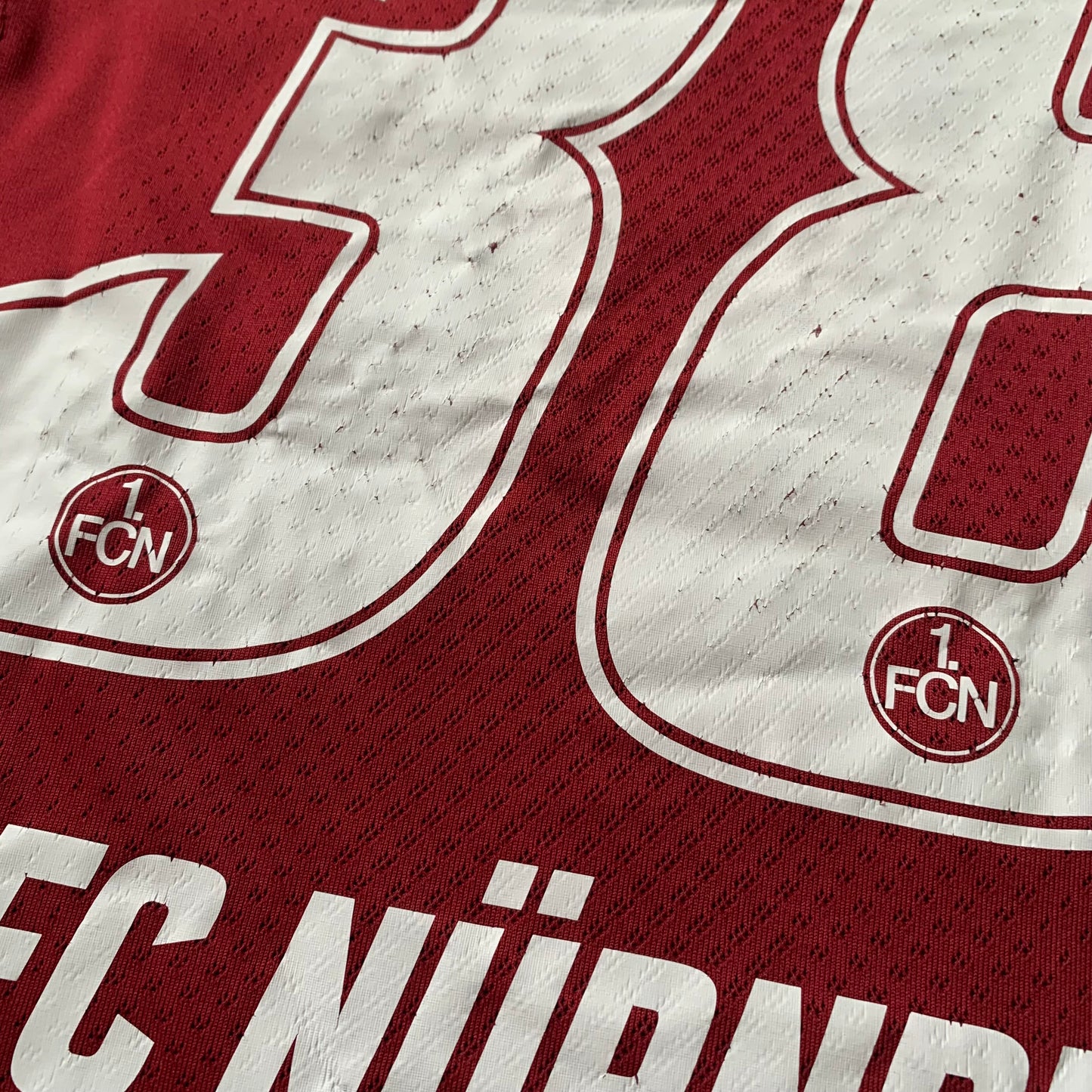 1. FC Nürnberg Trikot 2017/18 Heim Löwen #38 (S) Umbro