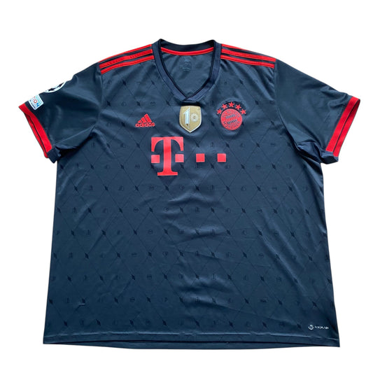 FC Bayern München Trikot 2022/23 Third Mane #17 (XXXL) Adidas